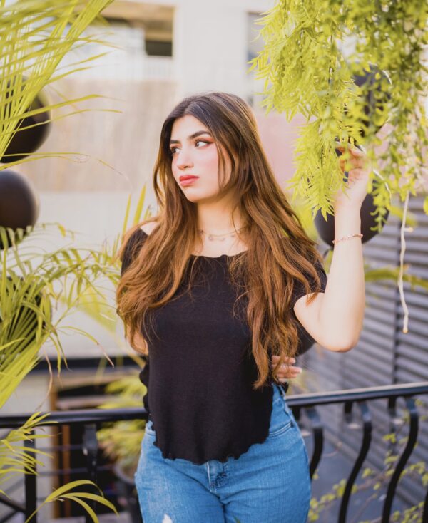 Black Round Hem Shirt